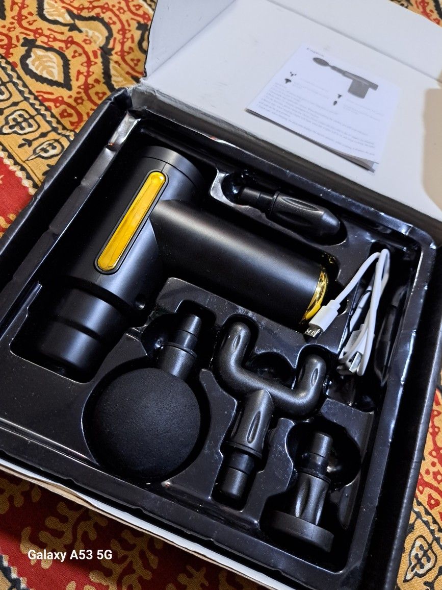 PISTOLET DE MASSAGE INTELLIGENT PORTABLE – DITES ADIEU AUX TENSIONS ET AUX DOULEURS MUSCULAIRES !