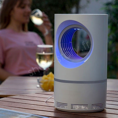 Adieu les Moustiques : Votre Lampe UV Anti-Moustiques Ultime